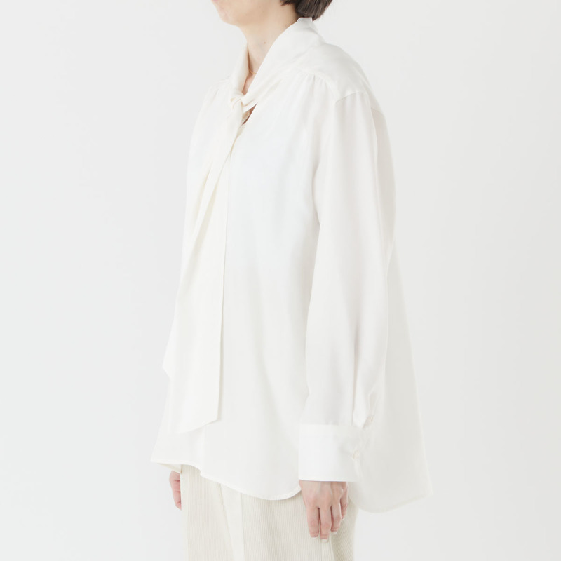 レディース シルクボウタイブラウス メンズ レディースニットのjohn Smedley ジョンスメドレー 公式オンラインショップ