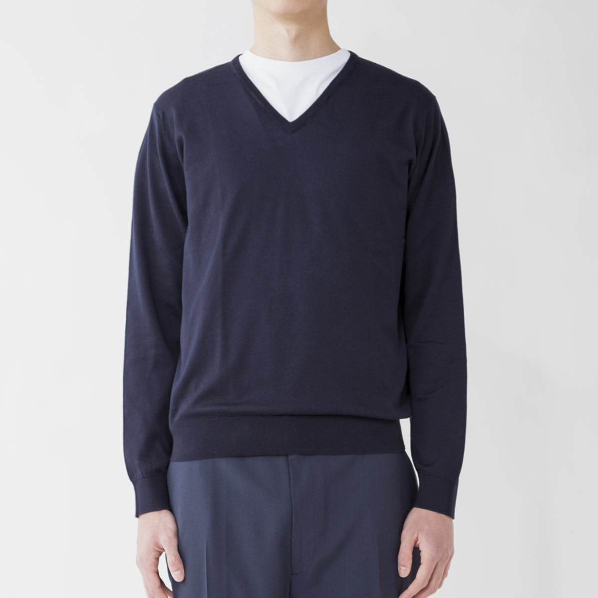 メンズ 30g 長袖vネックニット メンズ レディースニットのjohn Smedley ジョンスメドレー 公式オンラインショップ