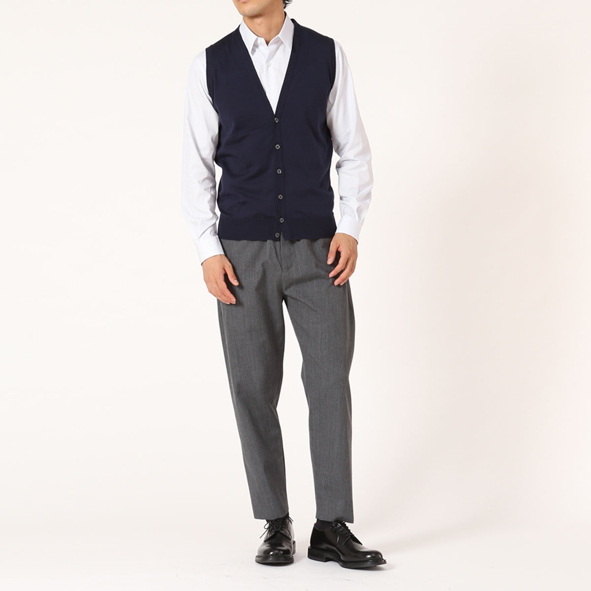 メンズ 30G Vネックベスト|メンズ・レディースニットのJOHN SMEDLEY 無料で配送 SMEDLEYニットベスト JOHN ベスト