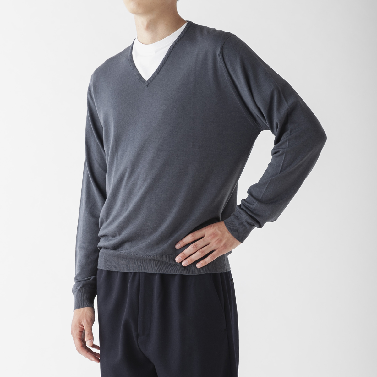 メンズ 30g 長袖vネックニット メンズ レディースニットのjohn Smedley ジョンスメドレー 公式オンラインショップ