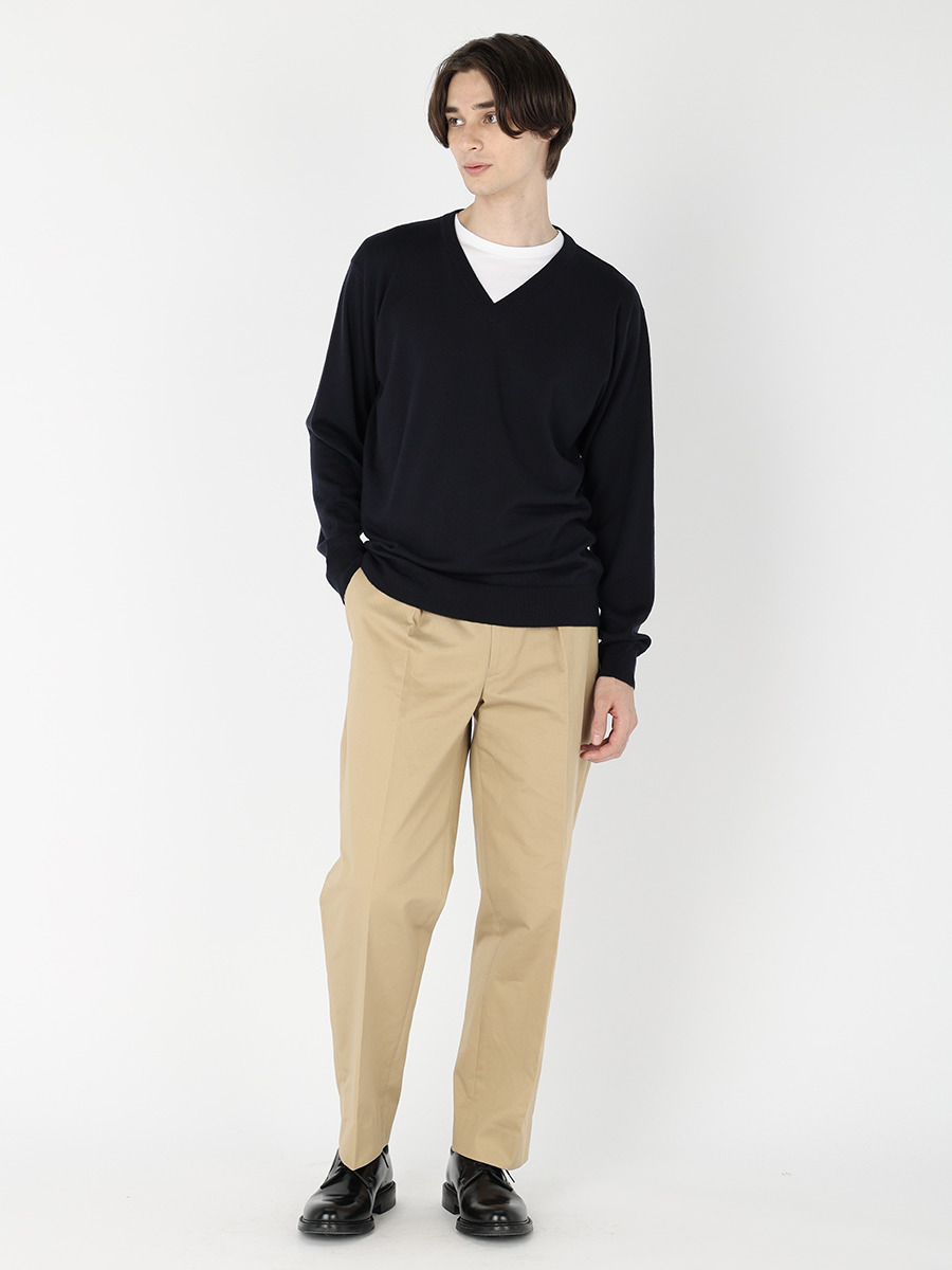 JOHN SMEDLEY ジョンスメドレー　Vネックニット メンズM相当