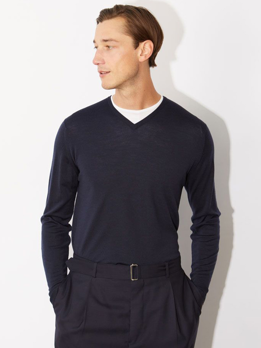 ジョンスメドレー JOHN SMEDLEY Vネックニット