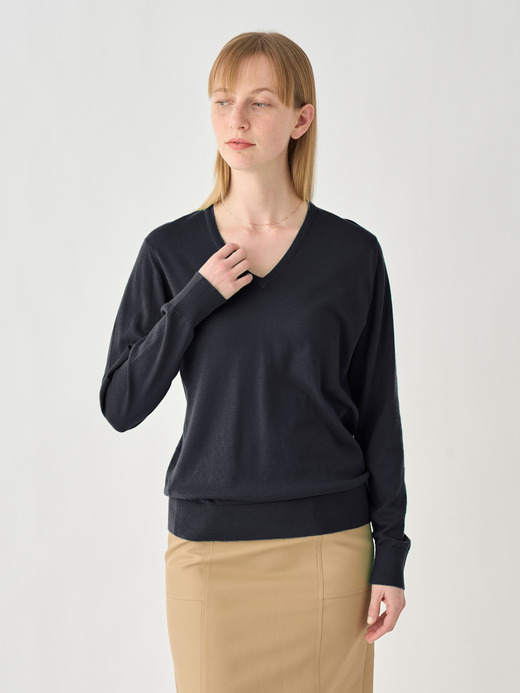 V-neck Long sleeved Sweater | JULIE | 30G MODERN FIT  詳細画像 NAVY 1