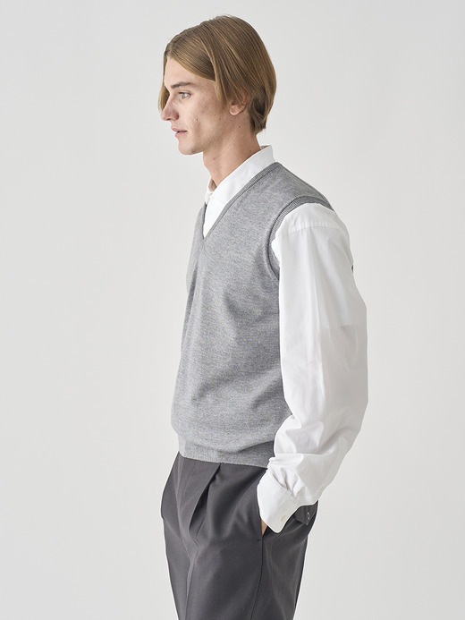 Ｖネックニットベスト | HADFIELD | 24G STANDARD FIT 詳細画像 SILVER 3