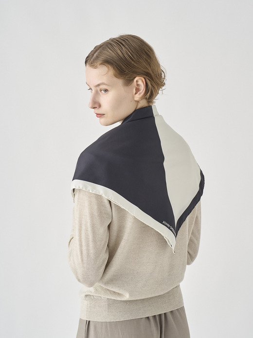 bicolor Silk Scarf | SF752 詳細画像 NO2(L03530SF752_ＢＬＡxＳＮＷ) 4