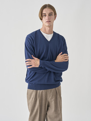 Ｖネック長袖ニットプルオーバー | PACKHAM | 30G MODERN FIT