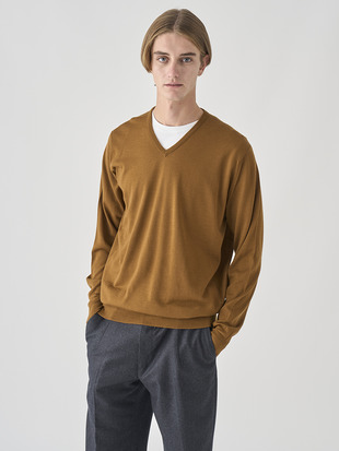 Ｖネック長袖ニットプルオーバー | PACKHAM | 30G MODERN FIT