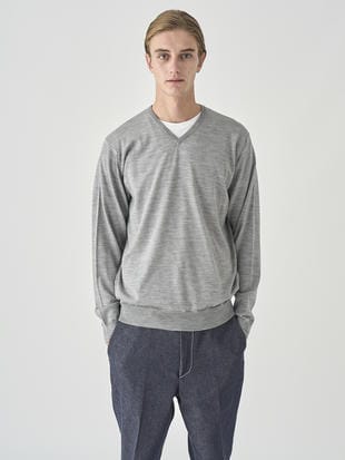 Ｖネック長袖ニットプルオーバー | PACKHAM | 30G MODERN FIT