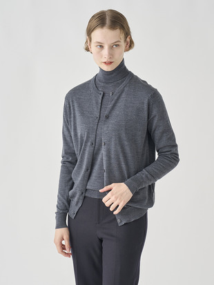 クルーネック長袖ニットカーディガン | PIPPA | 30G CONTEMPORARY FIT