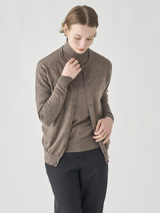 クルーネック長袖ニットカーディガン | PIPPA | 30G CONTEMPORARY FIT 詳細画像 MUSHROOM 3