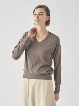 Ｖネック長袖コットンニットプルオーバー | JULIE | 30G MODERN FIT