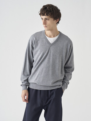 Vネック長袖ニットプルオーバー | A4546 | 24G SWEATER SERIES