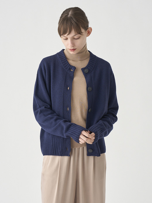 ［Eco Cashmere］カシミヤ混 クルーネック長袖ニットカーディガン | A4894 | 7G 詳細画像 MIDNIGHT 3