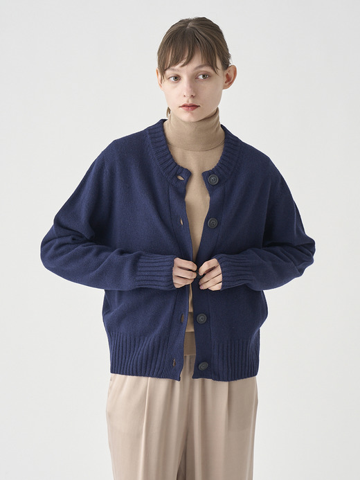 ［Eco Cashmere］カシミヤ混 クルーネック長袖ニットカーディガン | A4894 | 7G 詳細画像 MIDNIGHT 5