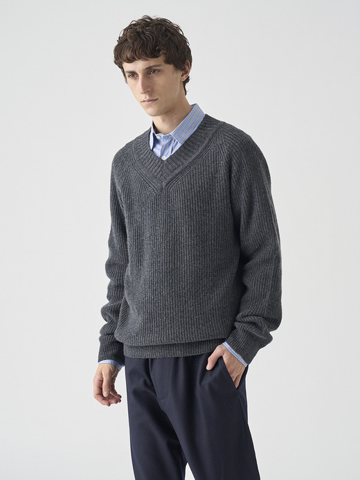 ［Eco Cashmere］カシミヤ混 Vネックニットプルオーバー | CARDEN | EASY FIT 7G 詳細画像 DARK ASH 3