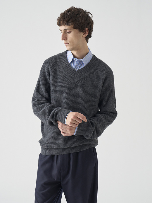 ［Eco Cashmere］カシミヤ混 Vネックニットプルオーバー | CARDEN | EASY FIT 7G 詳細画像 DARK ASH 5