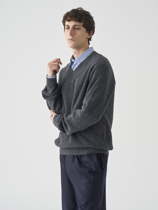［Eco Cashmere］カシミヤ混 Vネックニットプルオーバー | CARDEN | EASY FIT 7G 詳細画像 DARK ASH 6