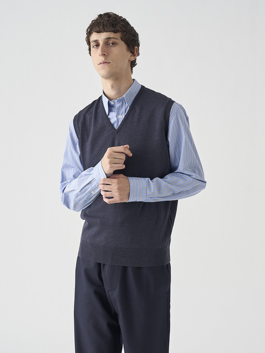 Ｖネックニットベスト | HADFIELD | 24G STANDARD FIT 詳細画像 HEPBURN SMOKE 5