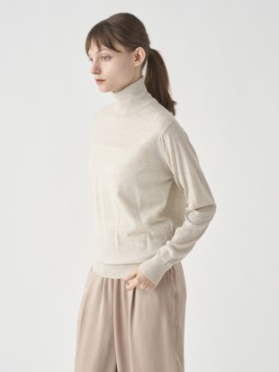 タートルネック長袖ニットプルオーバー | LENA | 30G MODERN FIT