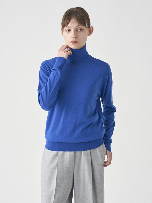 タートルネック長袖ニットプルオーバー | LENA | 30G MODERN FIT 詳細画像 MAZARINE BLUE 1
