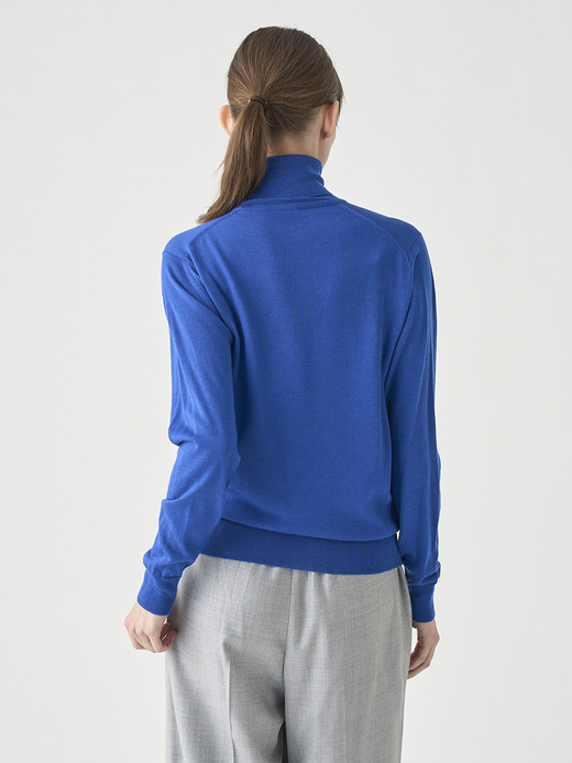 タートルネック長袖ニットプルオーバー | LENA | 30G MODERN FIT 詳細画像 MAZARINE BLUE 9