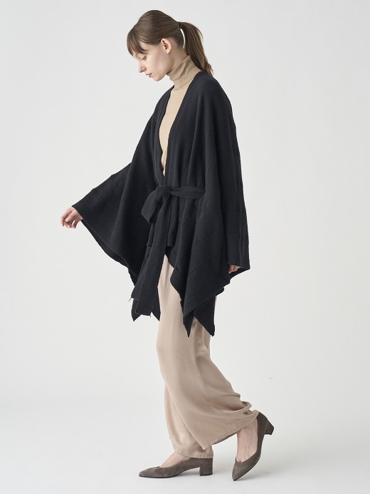 ［Eco Cashmere］カシミヤ混 ベルト付ニットポンチョ | MERIEL | 7G 詳細画像 BLACK 3