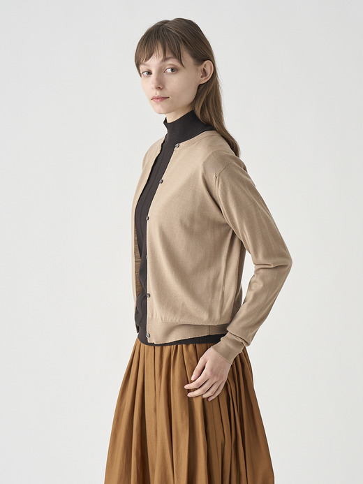 クルーネック長袖ニットカーディガン | MILLY | 30G MODERN FIT 詳細画像 TOASTED ALMOND 4
