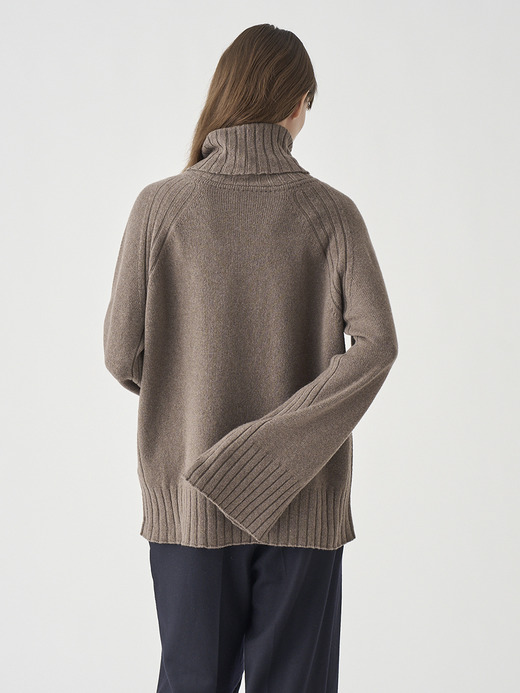 ［Eco Cashmere］カシミヤ混 オーバーサイズタートルネック長袖ニットプルオーバー | TABATHA | 7G 詳細画像 TOAST 9