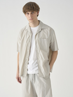 リサイクルナイロンワンピースカラー半袖シャツ ｜FB273